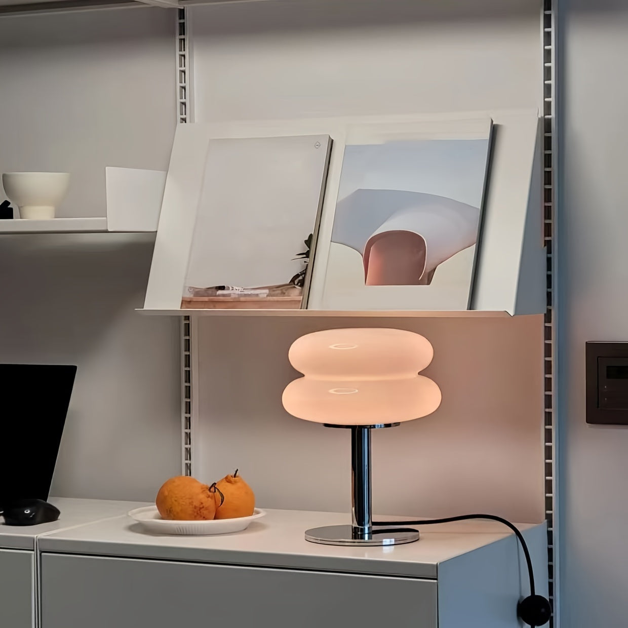 Lámpara de mesa de vidrio regulable - Disponible en 5 colores – Luz ambiental LED con conexión USB, diseño moderno para dormitorio, sala de estar u oficina
