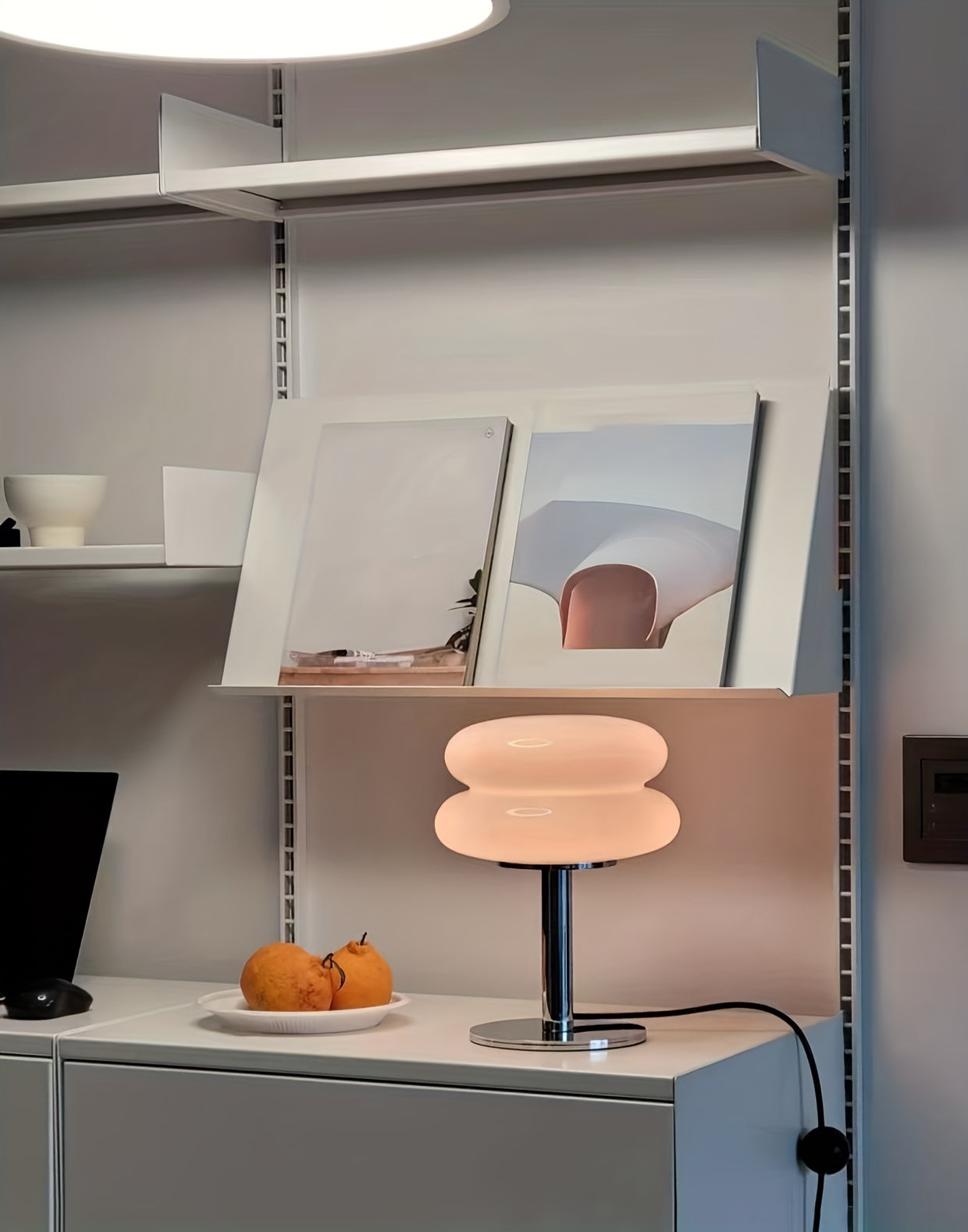 Lámpara de mesa de vidrio regulable - Disponible en 5 colores – Luz ambiental LED con conexión USB, diseño moderno para dormitorio, sala de estar u oficina