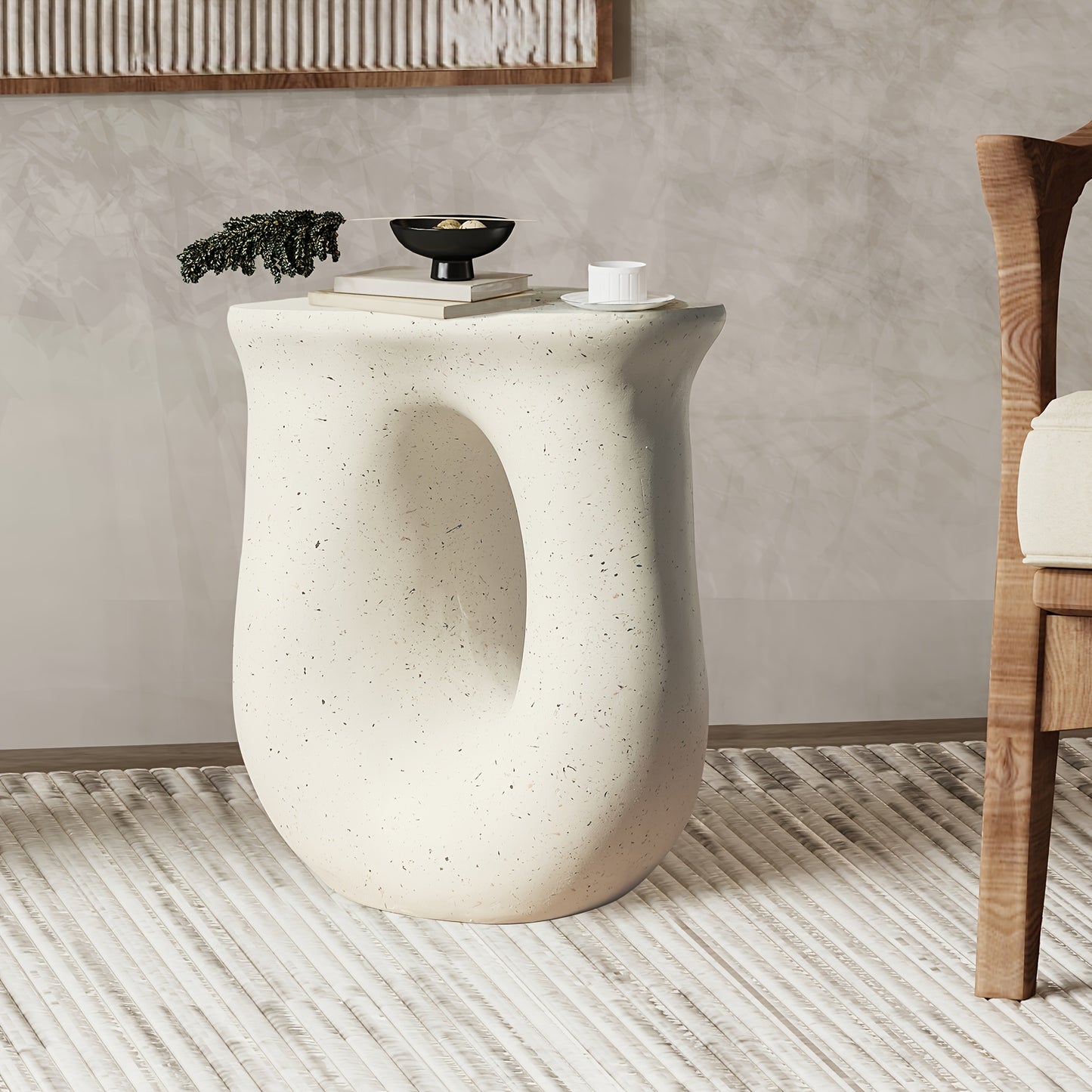 Mesa auxiliar contemporánea en forma de U - Concreto ligero, geométrica y versátil
