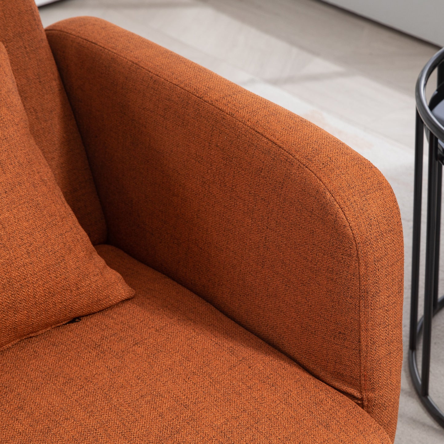 Sofá de dos plazas estilo moderno convertible en cama - Tejido efecto lino color coral, con reposabrazos y respaldo ajustables, incluye 2 cojines