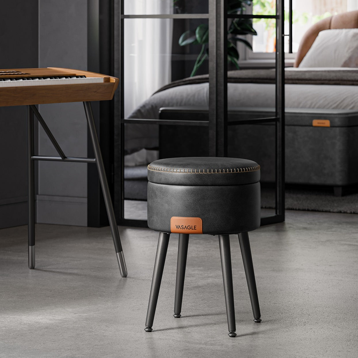 Banco otomano con almacenamiento de estilo mid-century moderno - Tapizado en cuero sintético y patas de acero