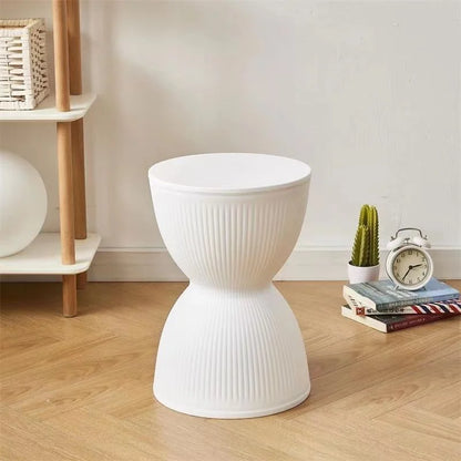 Mesa auxiliar o taburete diseño multifuncional en 10 colores - Diseño en forma de reloj de arena, plástico