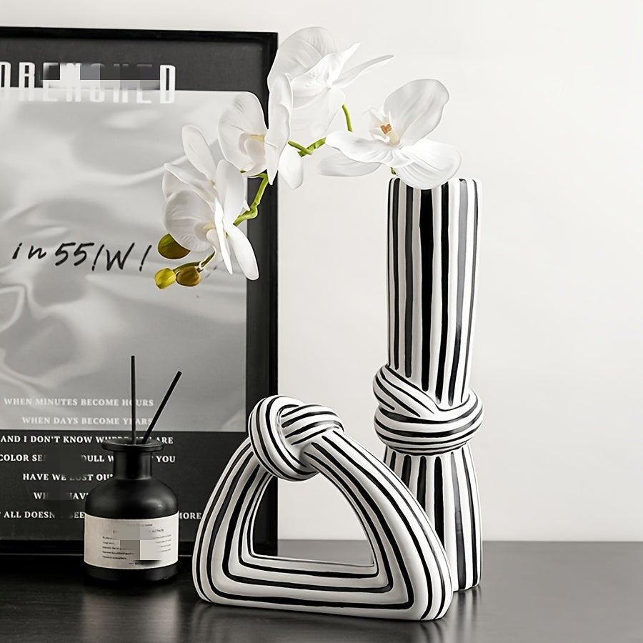 Jarrón decorativo de cerámica a rayas - Diseño de Nudo moderno y sofisticado disponible en dos variantes