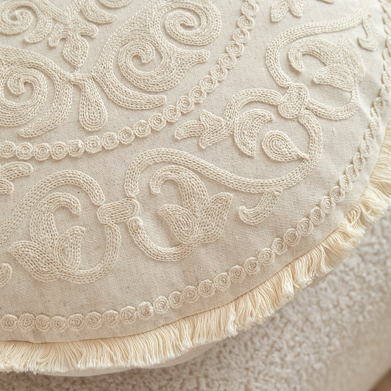 Funda de cojín redonda estilo tradicional con bordado floral – Mezcla de lino y poliéster - Diámetro 43cm