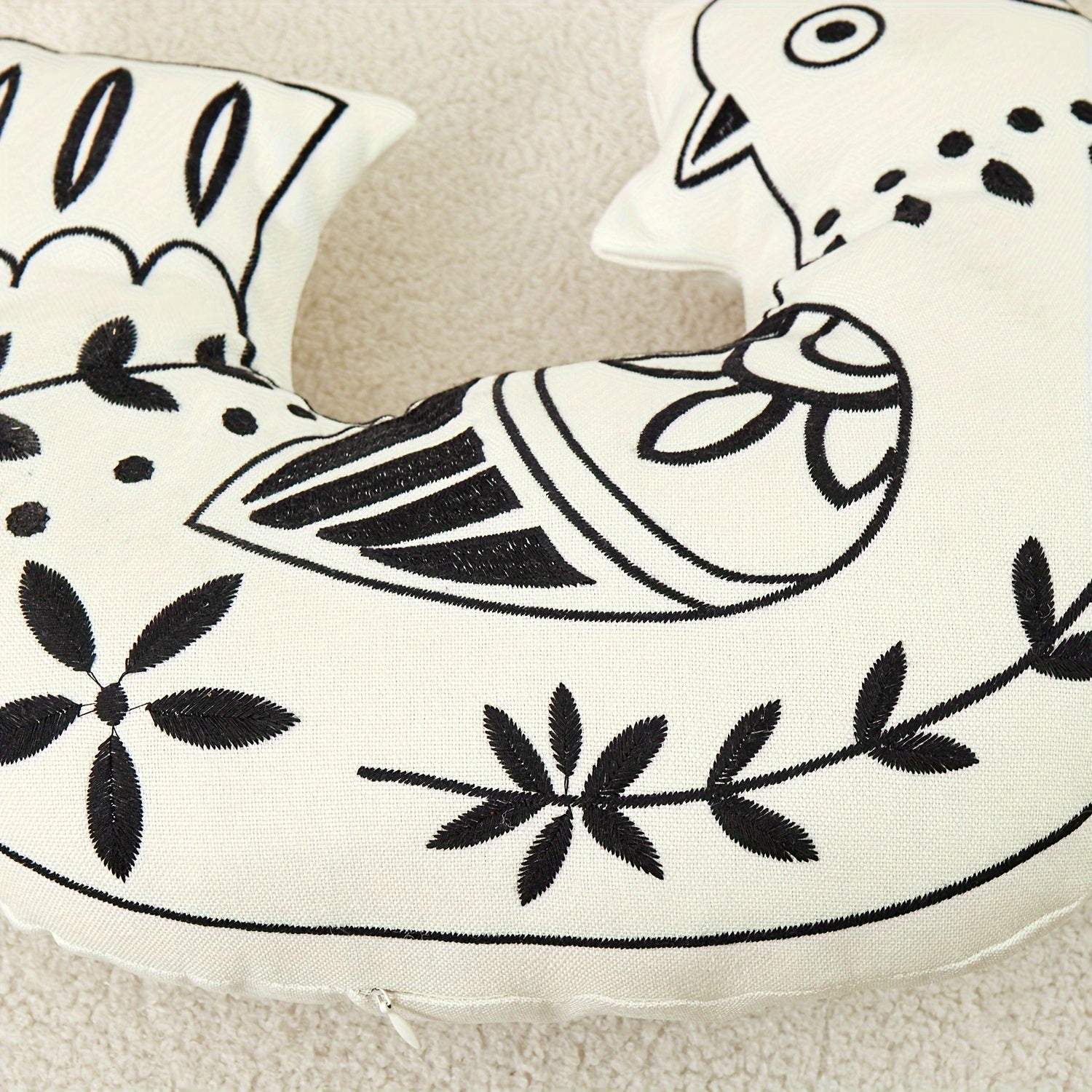 Funda de cojín decorativa con forma de ave bordada – Estilo boho-contemporáneo - Disponible en 4 colores